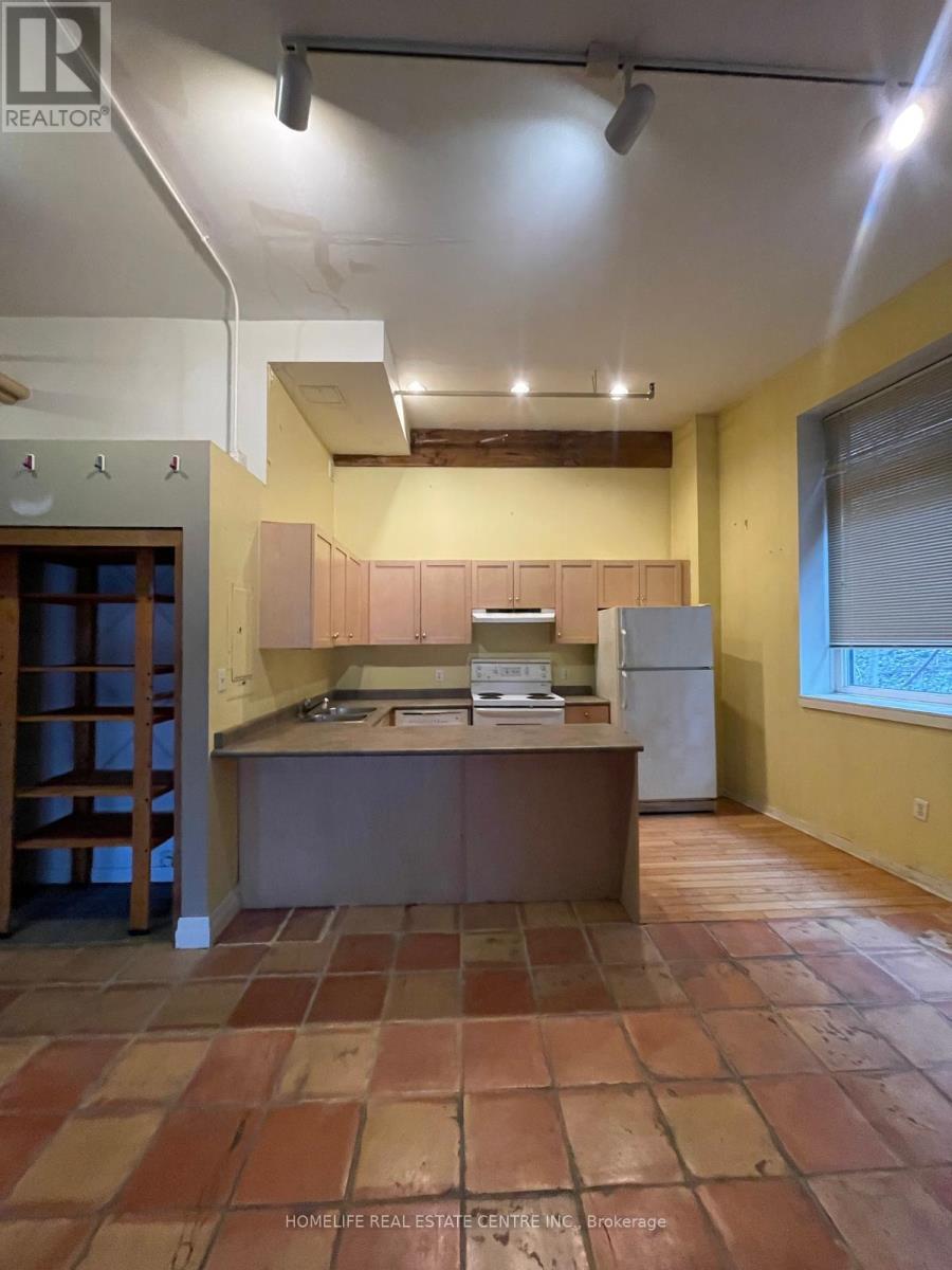 1 - 121 Prescott Avenue, Toronto (Weston-Pellam Park), Ontario  M6N 3G8 - Photo 12 - W12261950