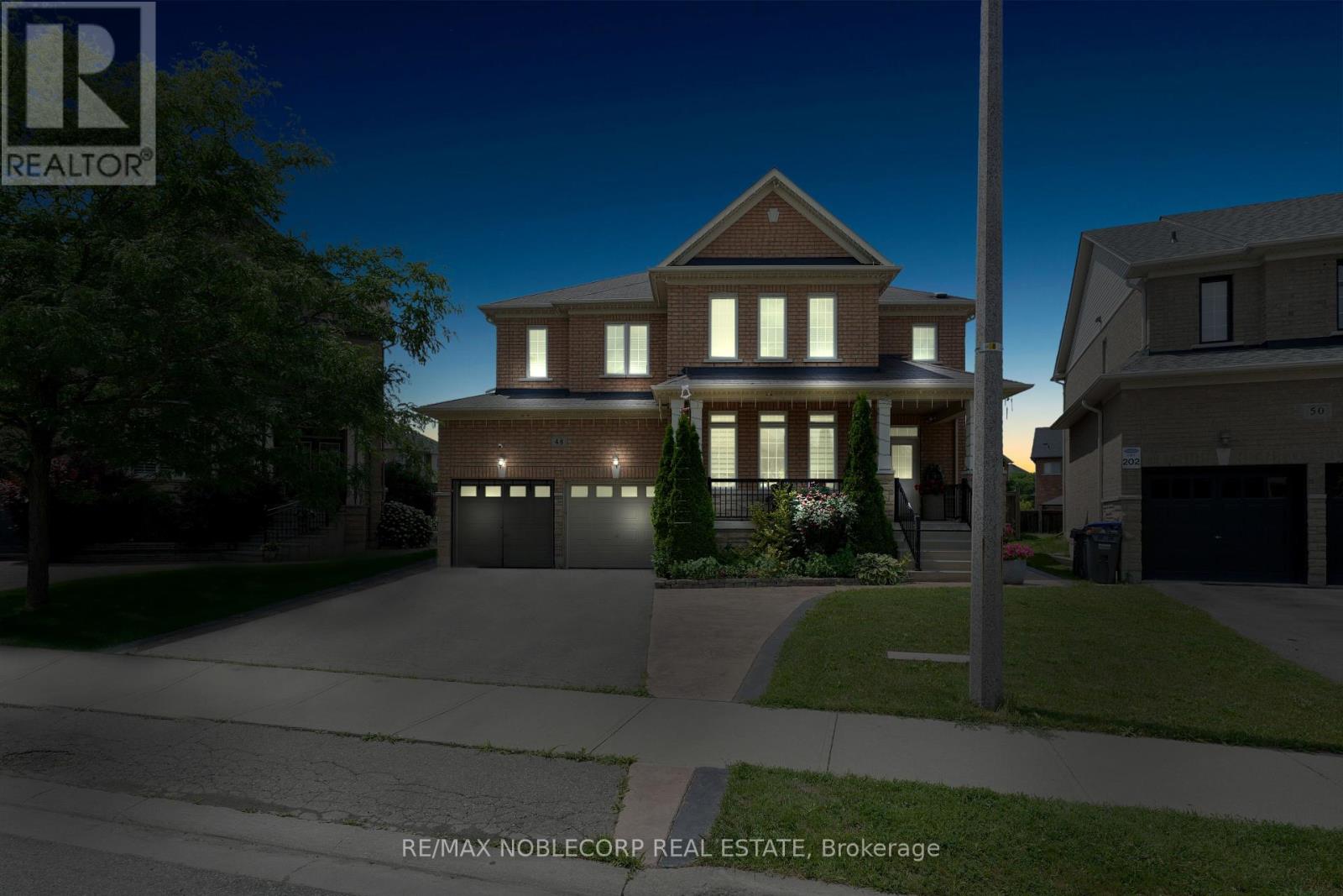 Property at 48 MONABELLE CRESCENT image 2