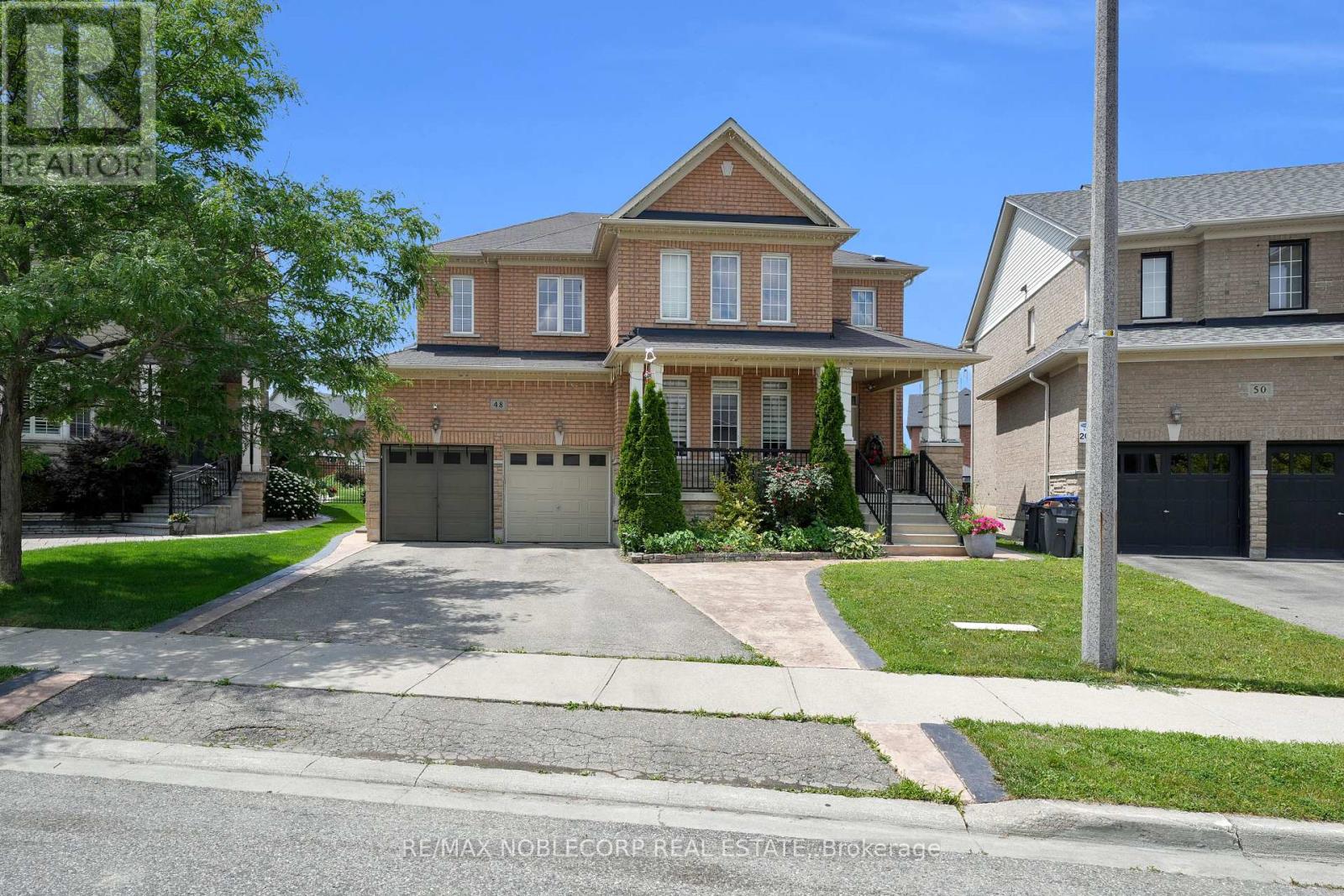 Property at 48 MONABELLE CRESCENT image 3