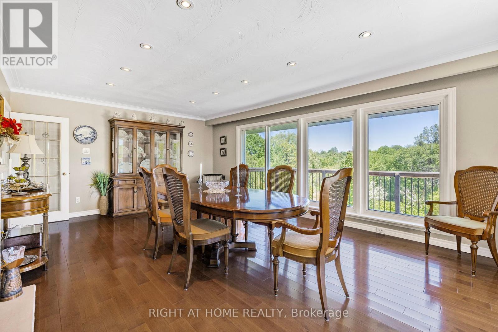 42 Valleyview Road, Brampton (Snelgrove), Ontario  L6Z 4P9 - Photo 13 - W12262085