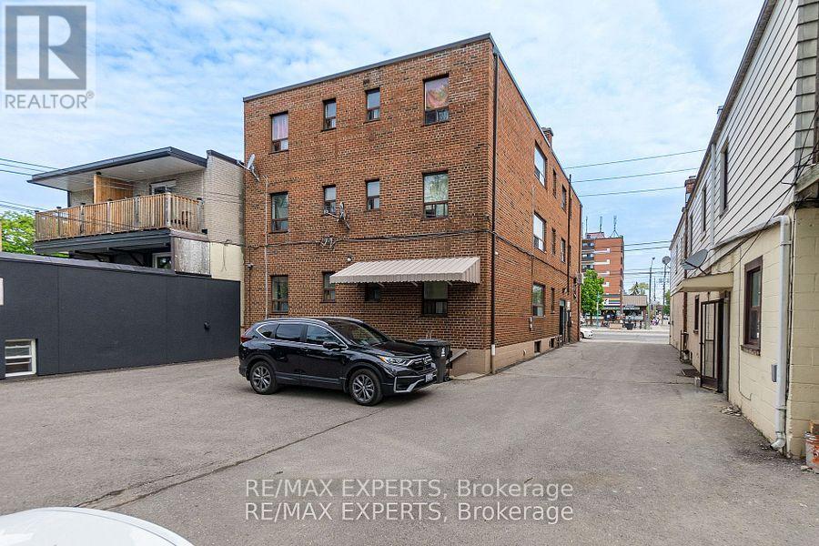 102 - 3261a Lake Shore Boulevard W, Toronto, Ontario  M8V 1M2 - Photo 12 - W12262191