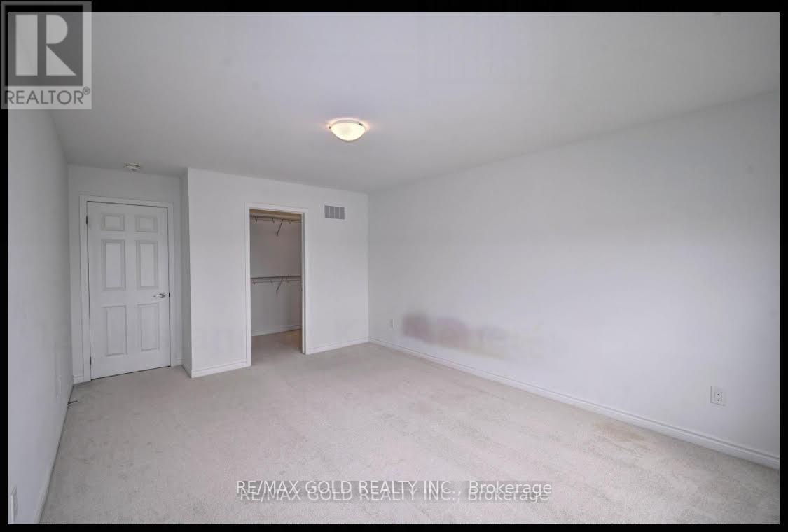 127 Histand Trail, Kitchener, Ontario  N2E 3X7 - Photo 13 - X12261915