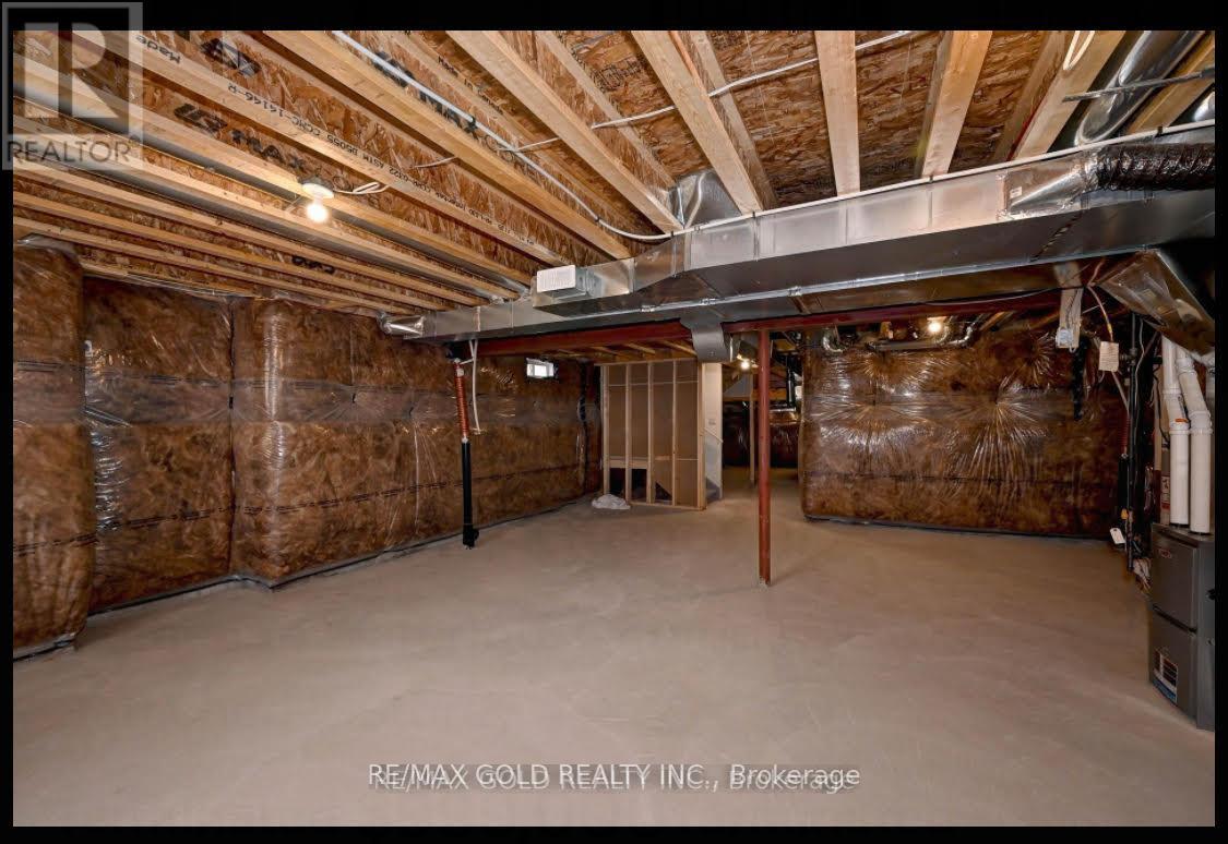 127 Histand Trail, Kitchener, Ontario  N2E 3X7 - Photo 14 - X12261915