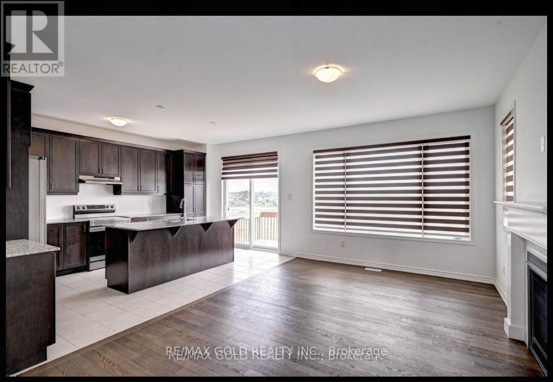 127 Histand Trail, Kitchener, Ontario  N2E 3X7 - Photo 4 - X12261915