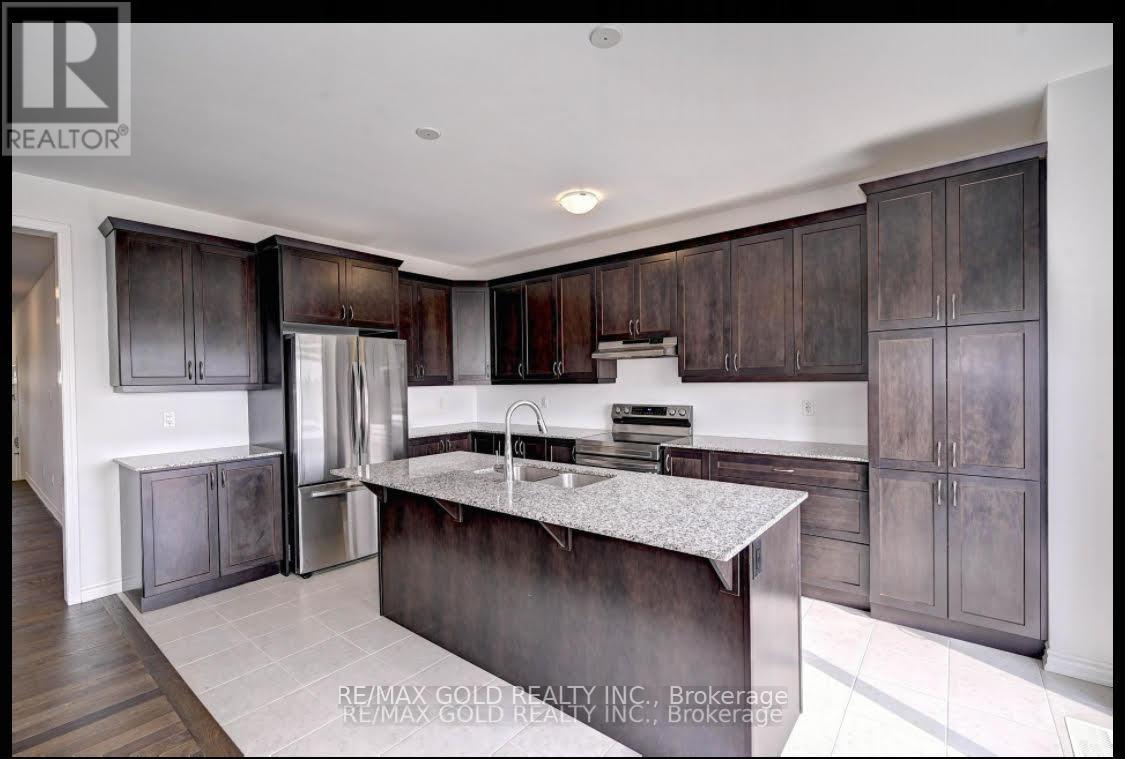 127 Histand Trail, Kitchener, Ontario  N2E 3X7 - Photo 7 - X12261915