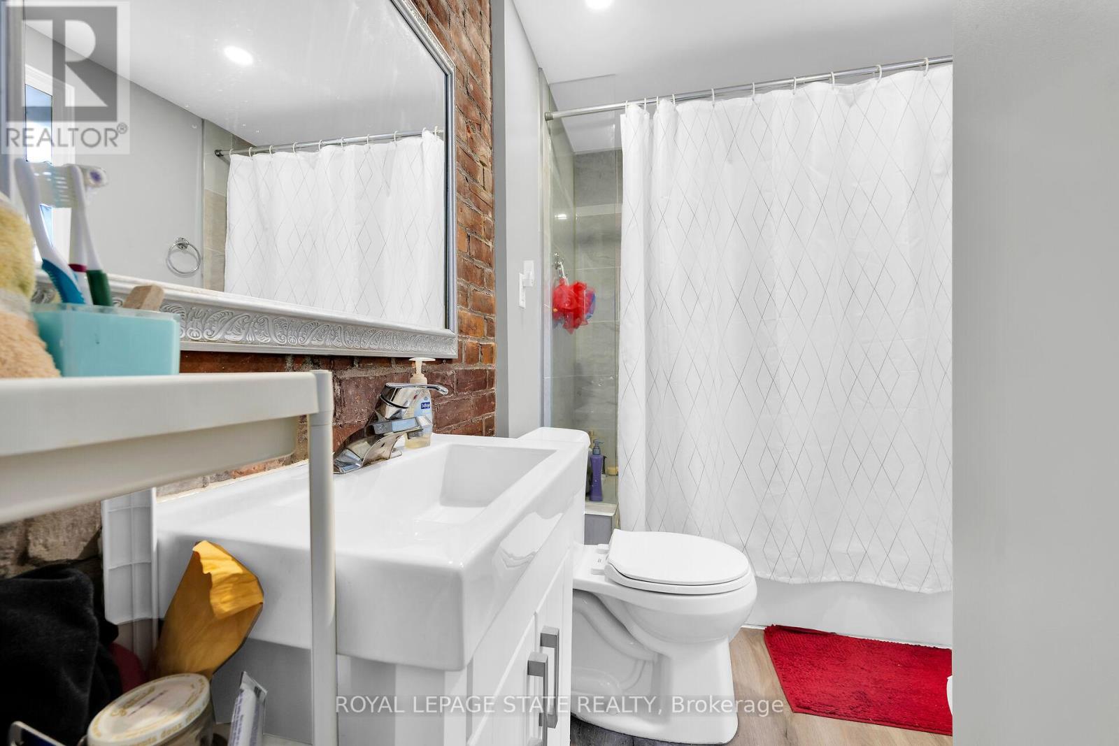 129 Dundurn Street N, Hamilton, Ontario  L8R 3E7 - Photo 12 - X12261936