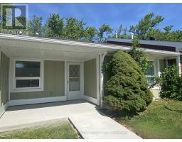 42 SZOLLOSY CIRCLE, Hamilton, Ontario