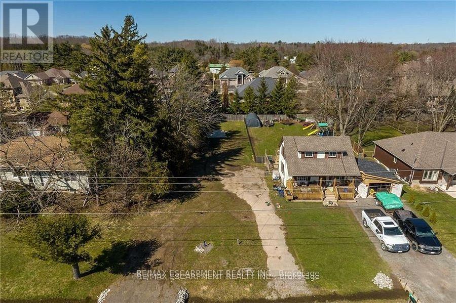 815 Foss Road, Pelham, Ontario  L0S 1C0 - Photo 3 - X12262120