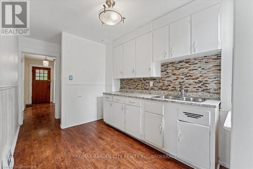 4372 Seneca Street, Niagara Falls, Ontario  L2E 1G6 - Photo 12 - 40747889