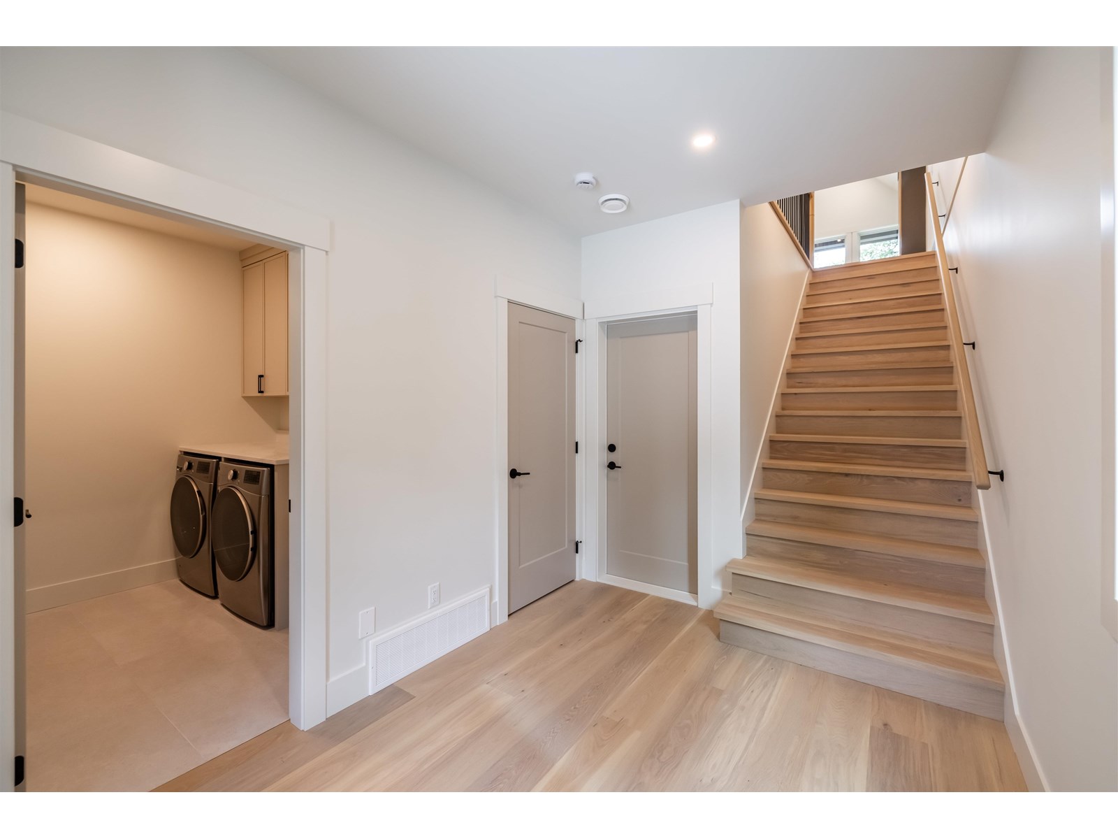 Property at 23128 96 AVENUE image 3
