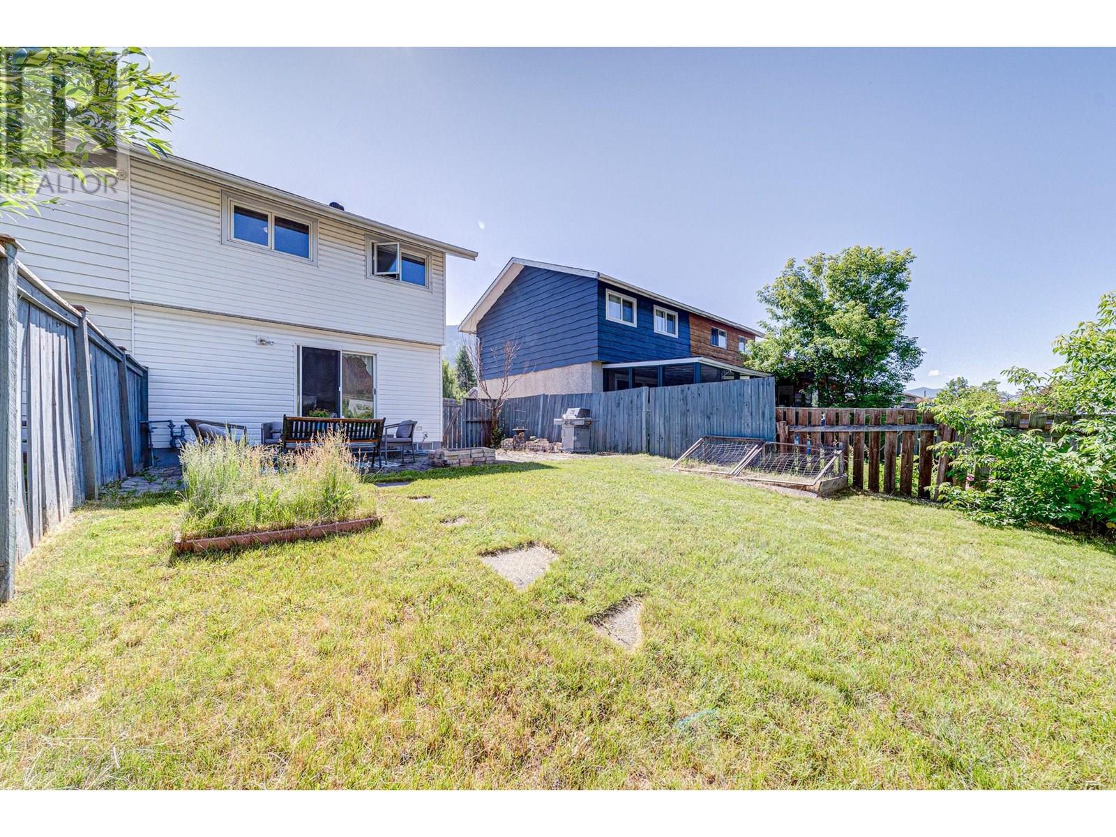 423B Mountain Ash Crescent