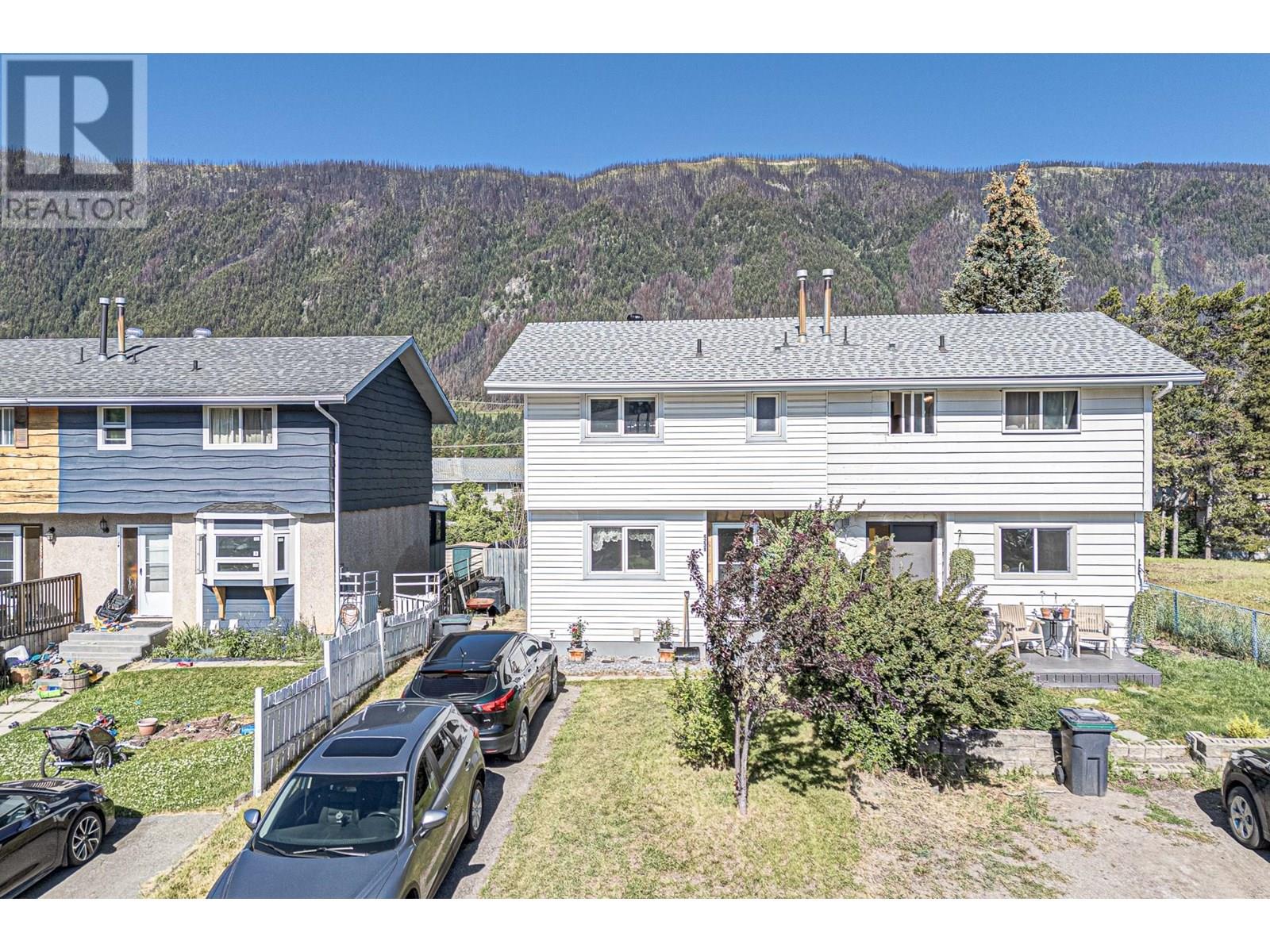 423B Mountain Ash Crescent