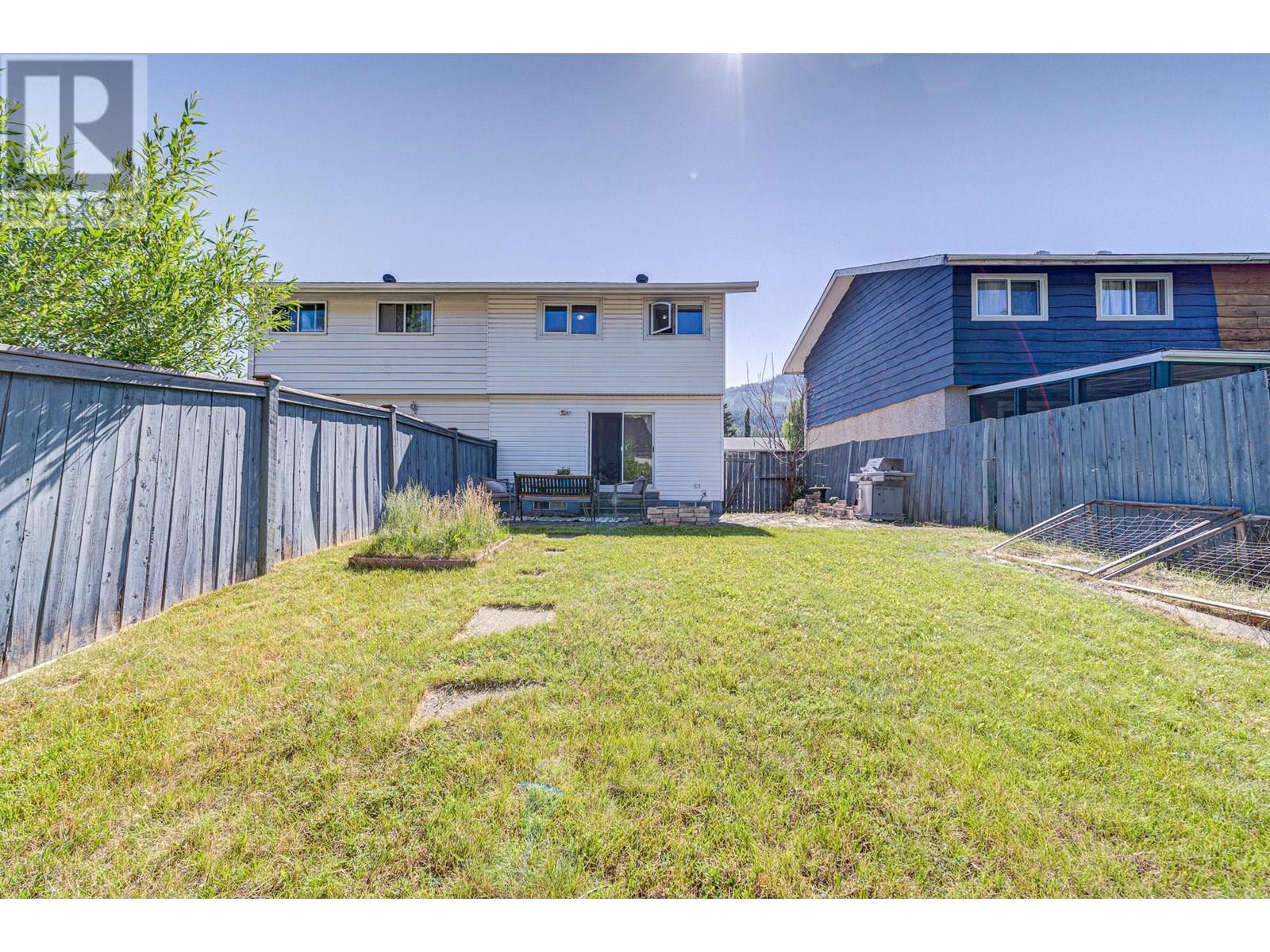 423B Mountain Ash Crescent