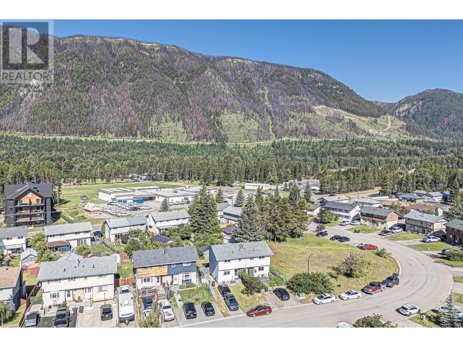 423B Mountain Ash Crescent