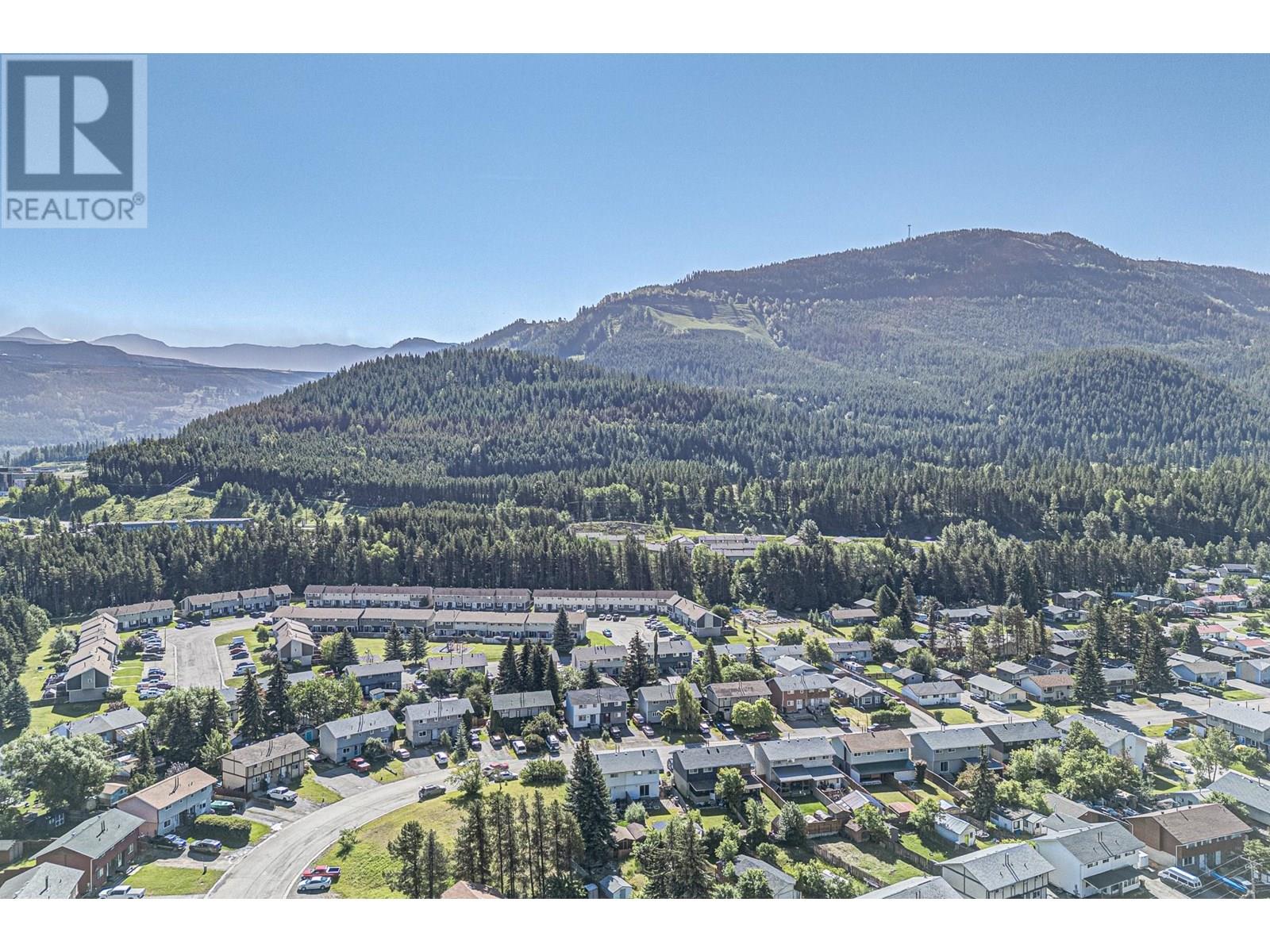 423B Mountain Ash Crescent