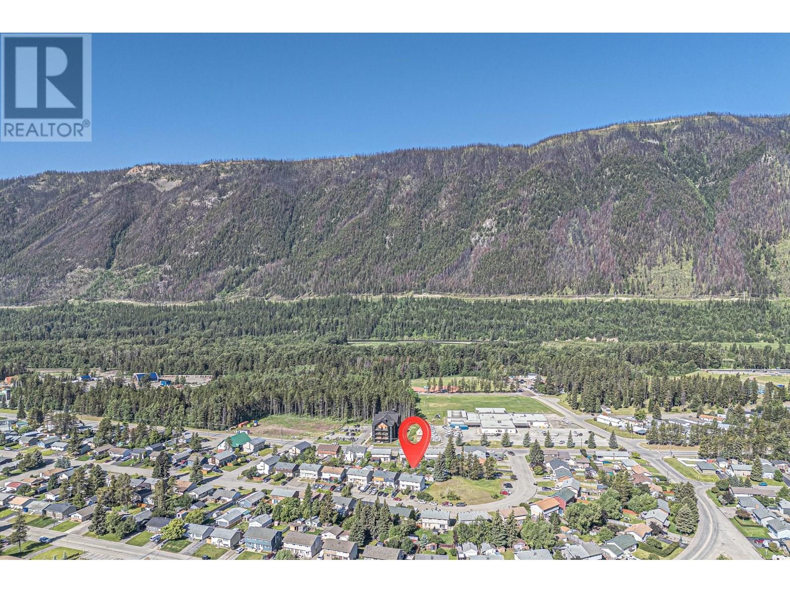 423B Mountain Ash Crescent