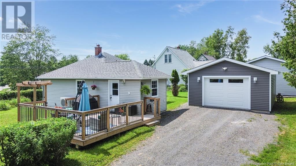Property at 767 MacLaren Avenue image 3