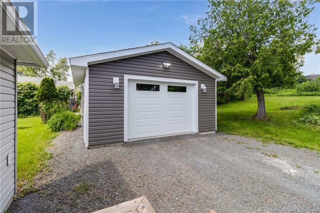 Property at 767 MacLaren Avenue image 5