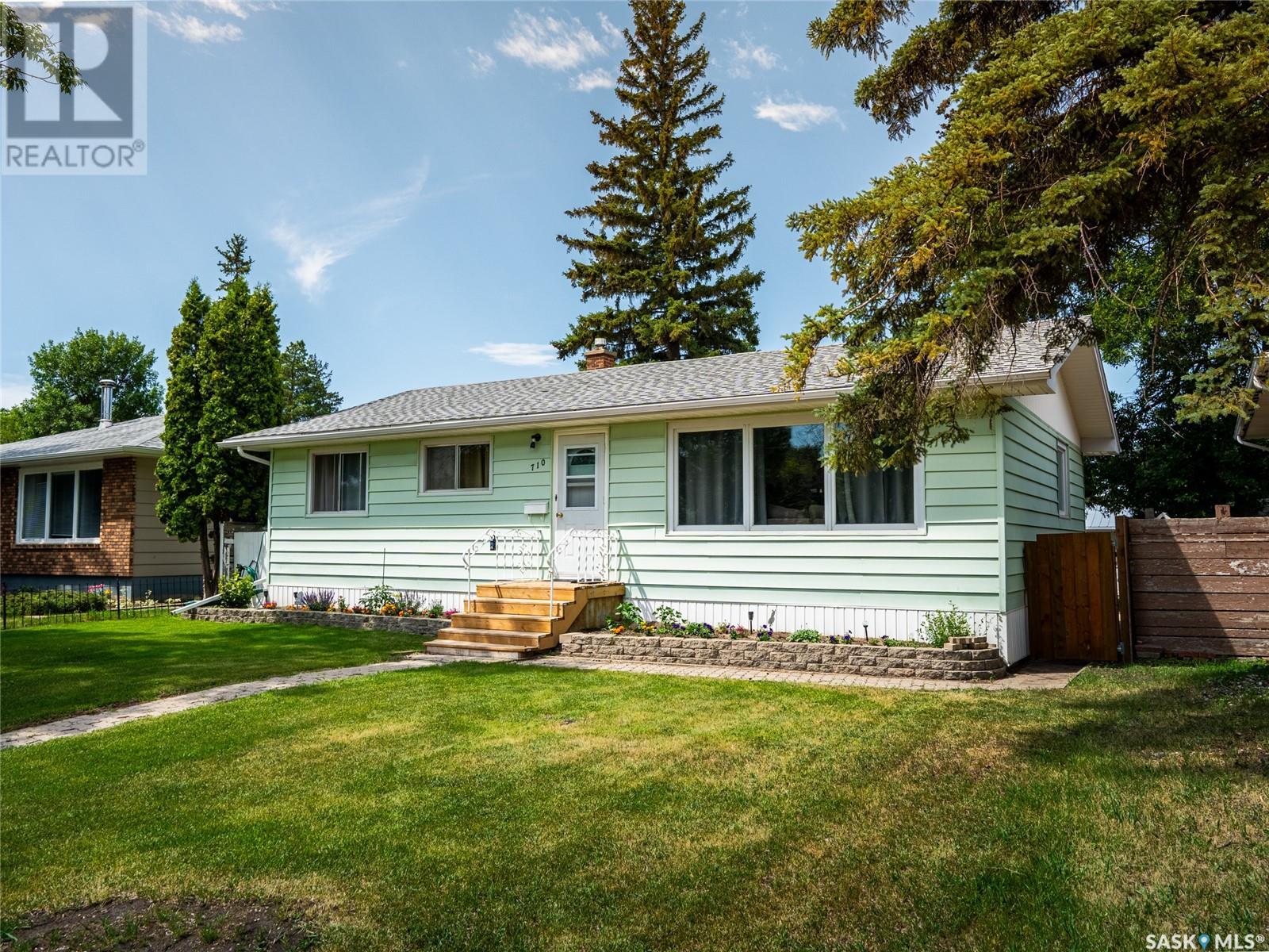 710 Forget STREET, regina, Saskatchewan