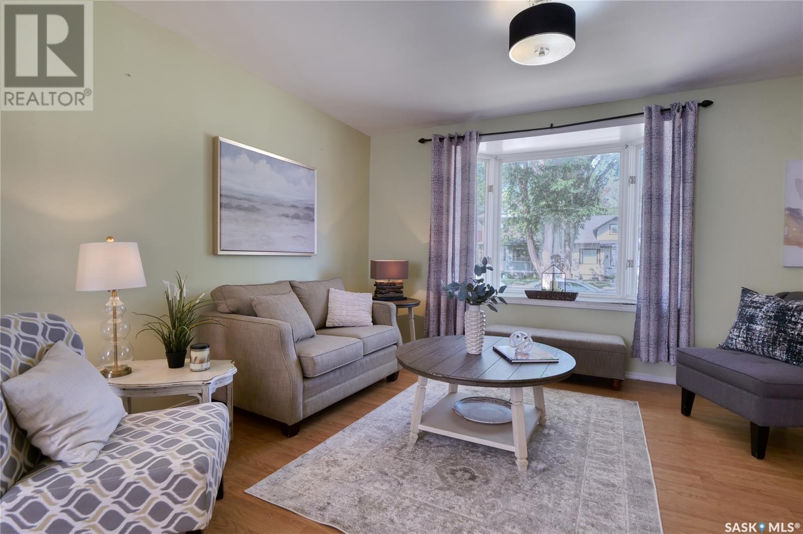 Property at 1085 6th AVENUE NW image 5