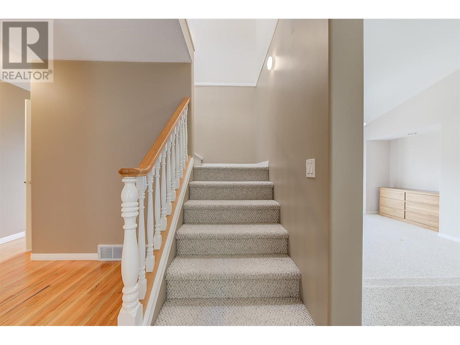 6267 Thompson Drive, Peachland, British Columbia  V0H 1X8 - Photo 16 - 10354282