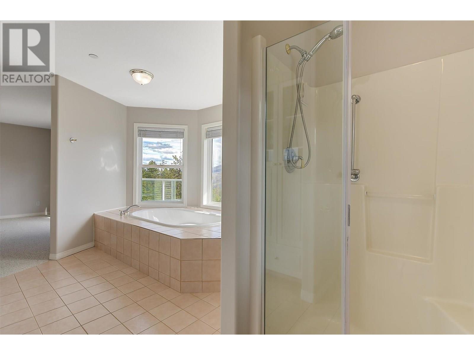 6267 Thompson Drive, Peachland, British Columbia  V0H 1X8 - Photo 25 - 10354282