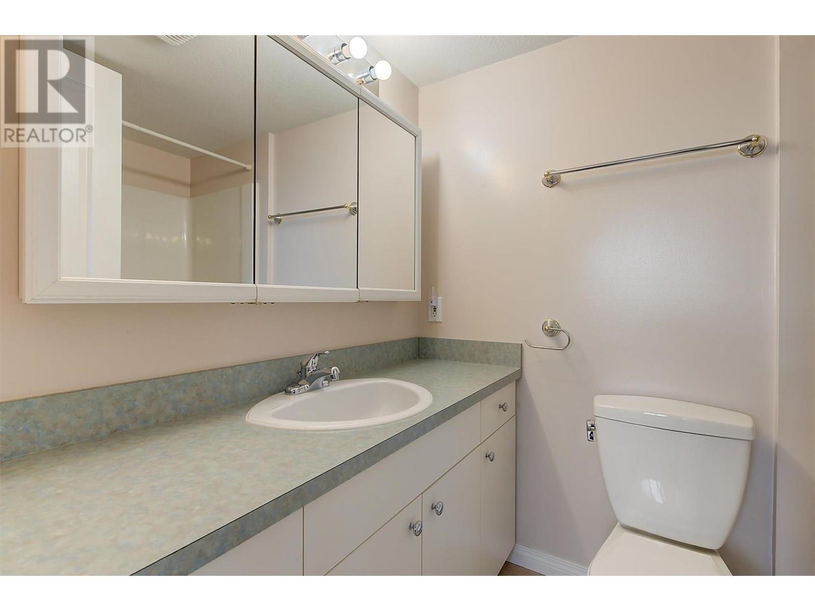 6267 Thompson Drive, Peachland, British Columbia  V0H 1X8 - Photo 34 - 10354282