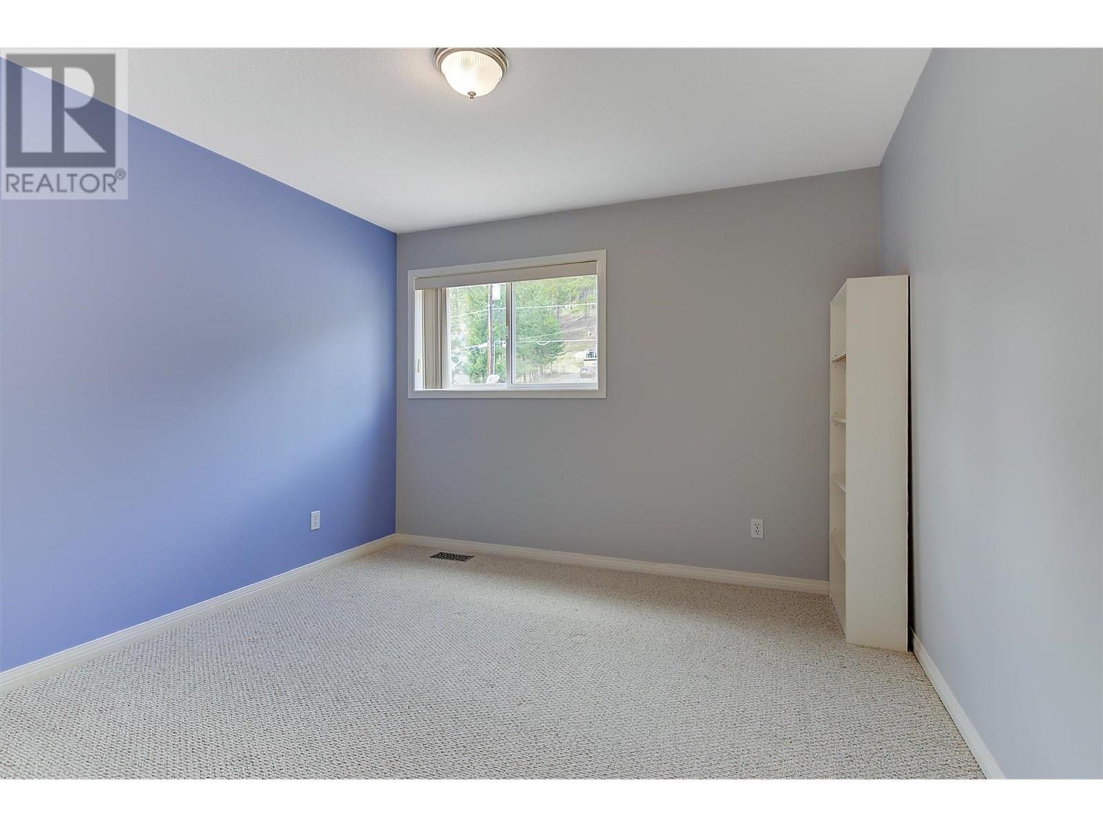 6267 Thompson Drive, Peachland, British Columbia  V0H 1X8 - Photo 28 - 10354282