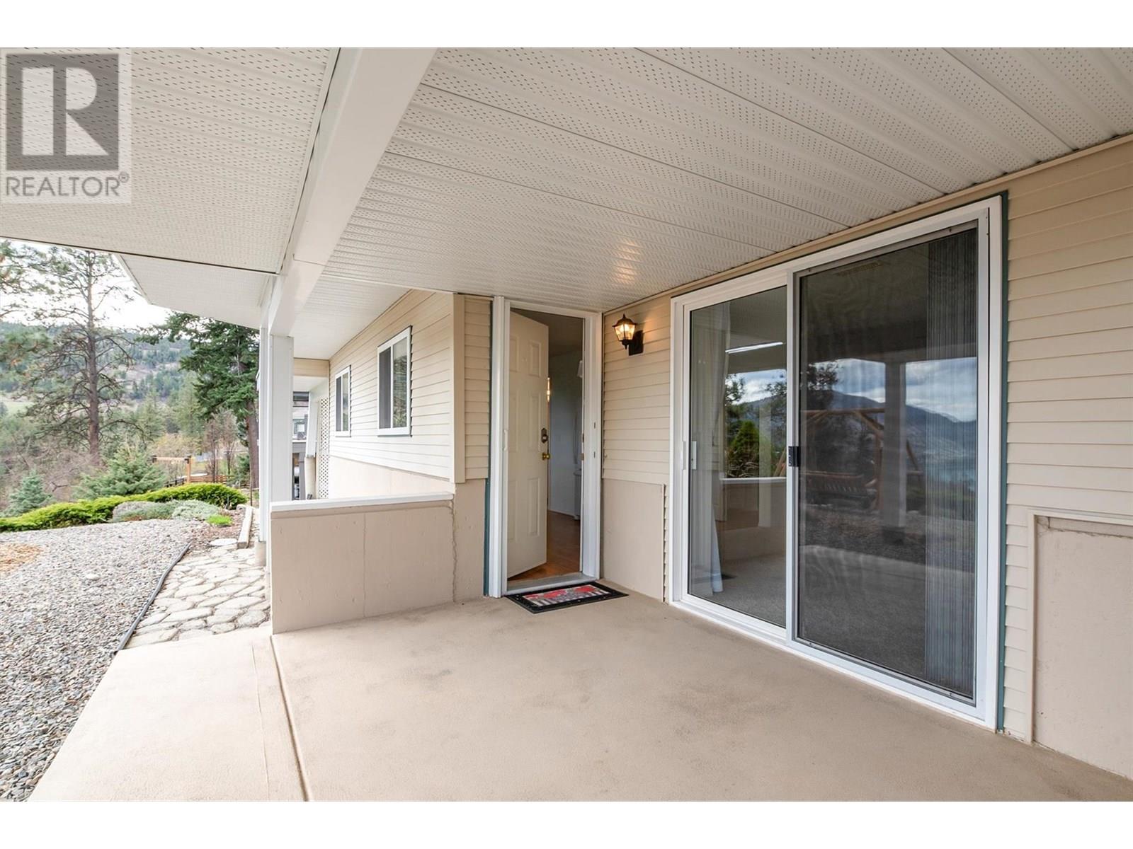 6267 Thompson Drive, Peachland, British Columbia  V0H 1X8 - Photo 37 - 10354282