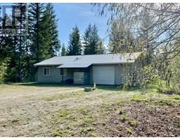3325 Barriere South Road, barriere, British Columbia