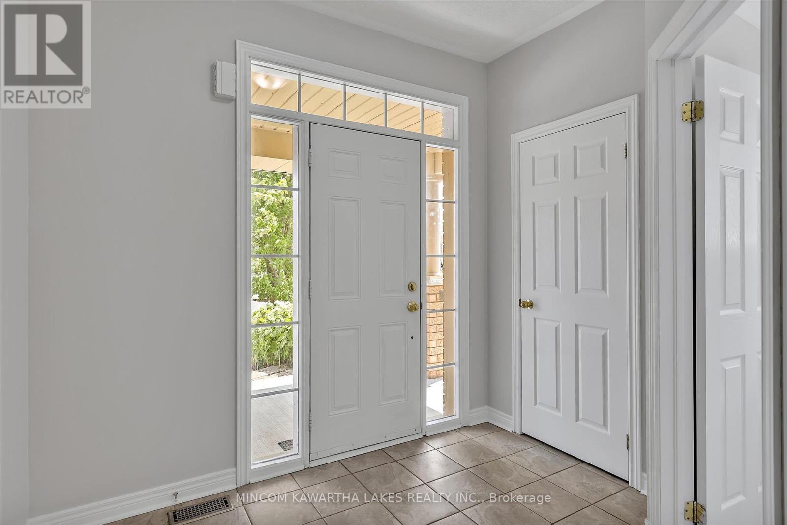 Property at 1403 MCAULIFFE LANE image 5