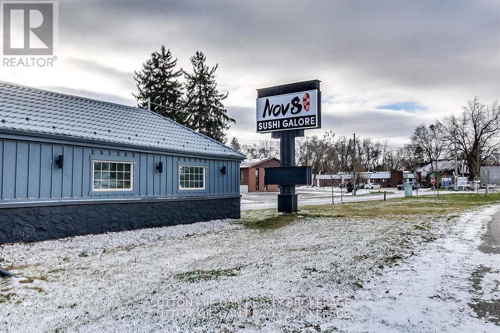 2300 Wharncliffe Road S, London South, Ontario  N6P 1L1 - Photo 2 - X12262337