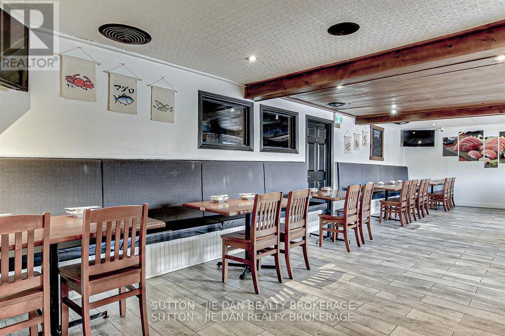 2300 Wharncliffe Road S, London South, Ontario  N6P 1L1 - Photo 9 - X12262337