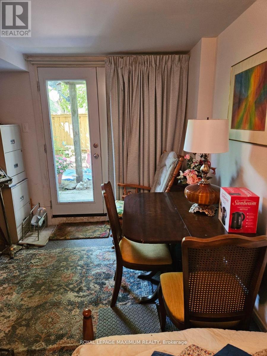 Room For Rent - 4 Murphy Lane, Ajax, Ontario  L1T 3X2 - Photo 6 - E12262301