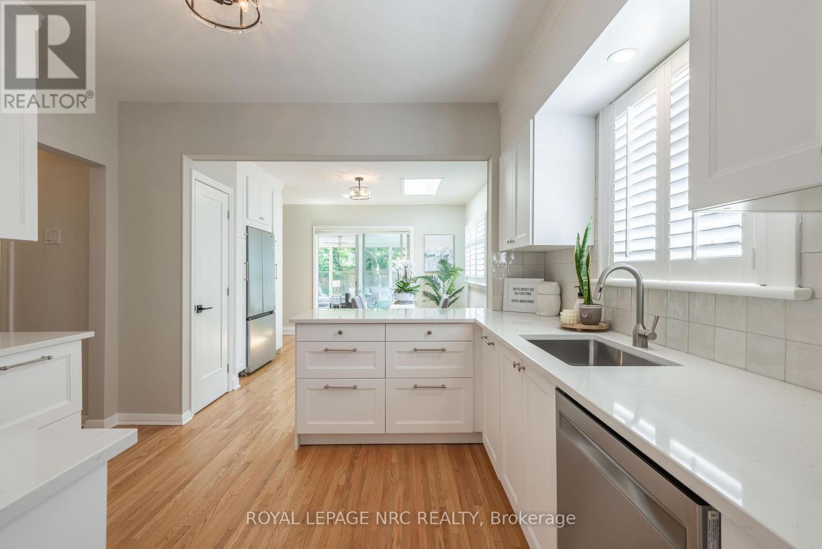 51 Hillcrest Avenue, St. Catharines, Ontario  L2R 4Y3 - Photo 11 - X12262453