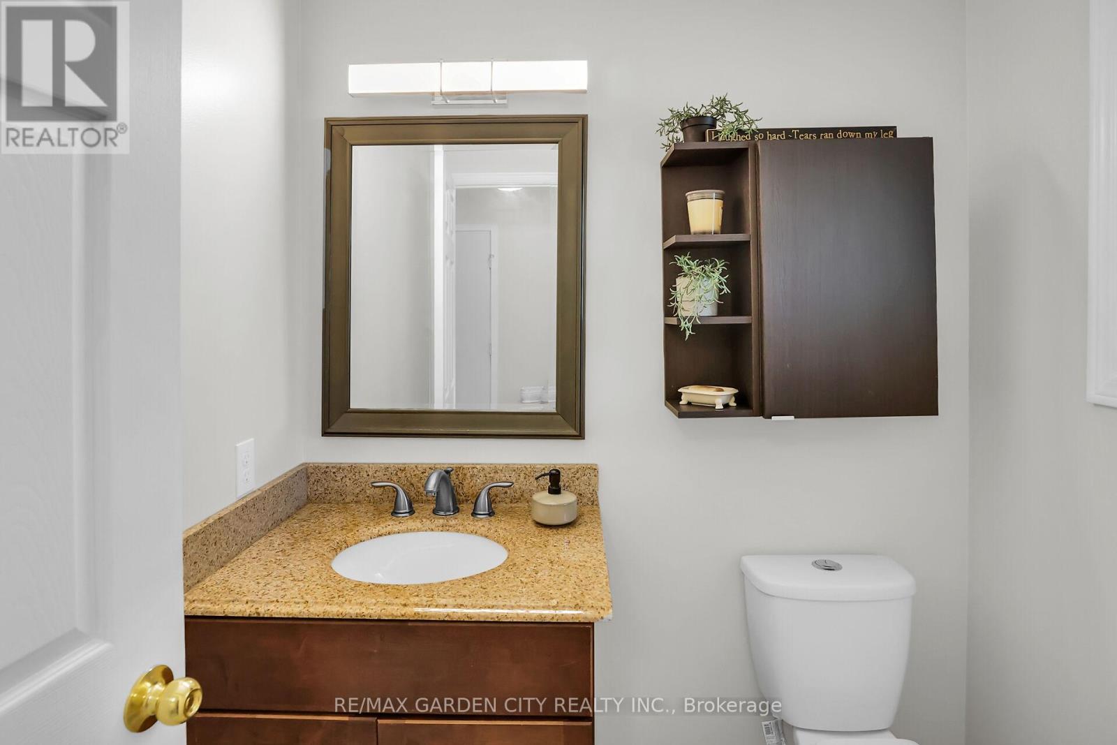 4542 Ivy Gardens Crescent, Lincoln, Ontario  L3J 0B3 - Photo 13 - X12262465