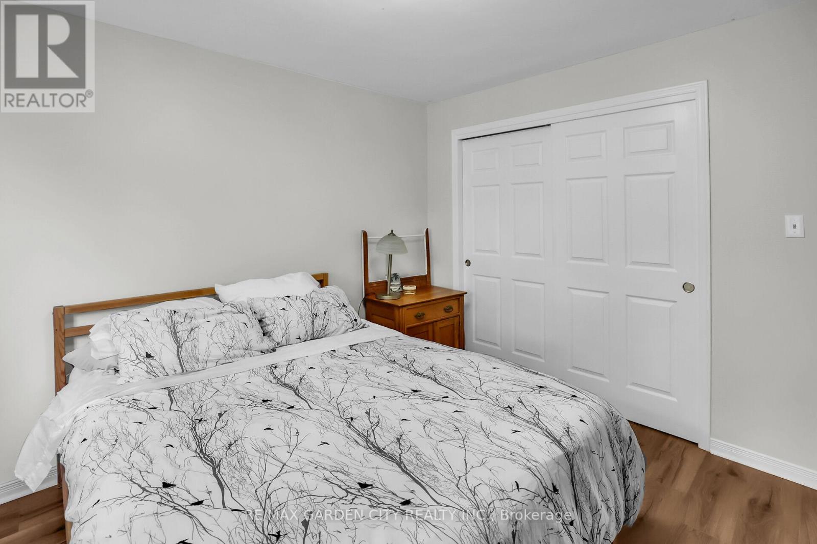 4542 Ivy Gardens Crescent, Lincoln, Ontario  L3J 0B3 - Photo 17 - X12262465