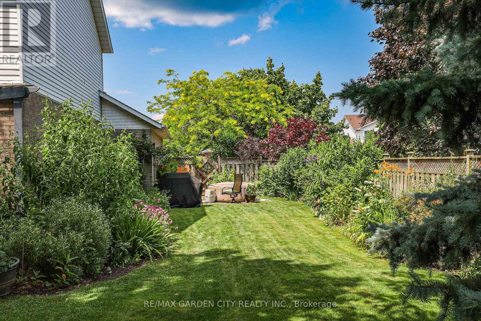 4542 Ivy Gardens Crescent, Lincoln, Ontario  L3J 0B3 - Photo 30 - X12262465