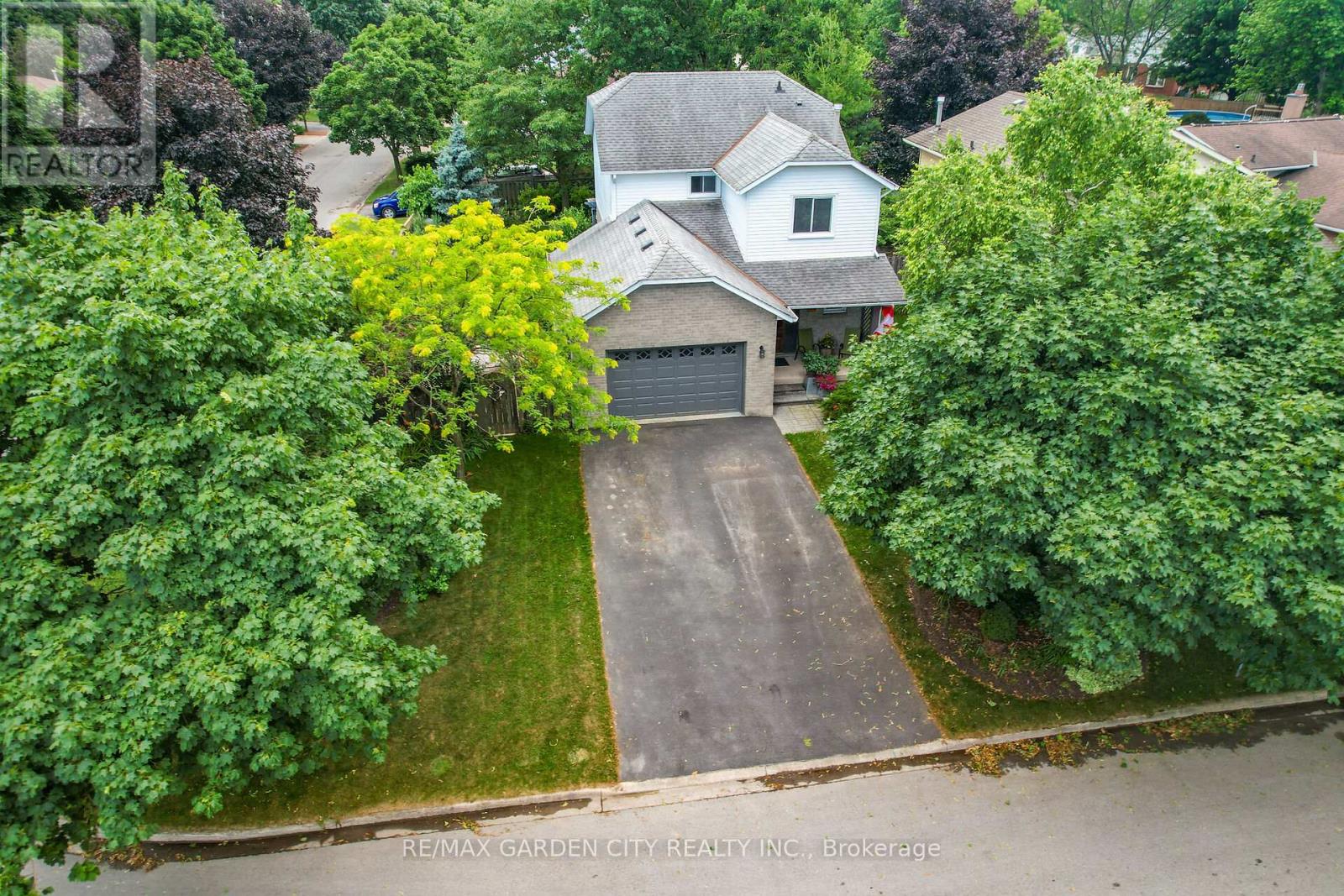 4542 Ivy Gardens Crescent, Lincoln, Ontario  L3J 0B3 - Photo 33 - X12262465