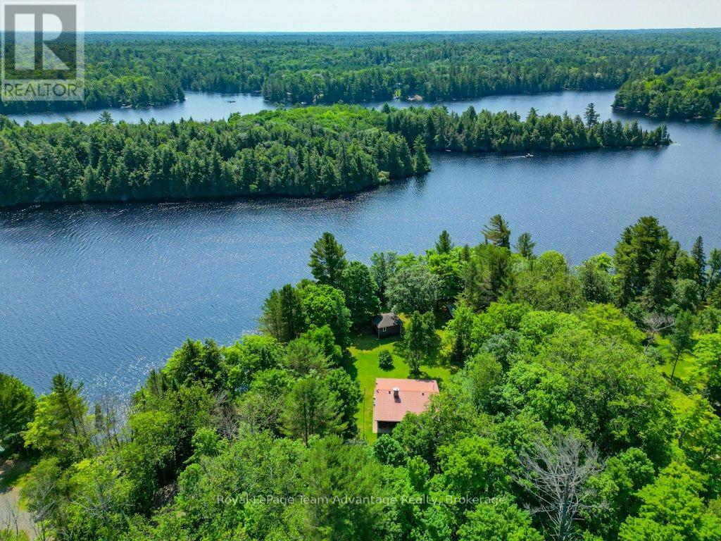 11 Birch Lane, Mcdougall, Ontario  P2A 2W7 - Photo 5 - X12262379