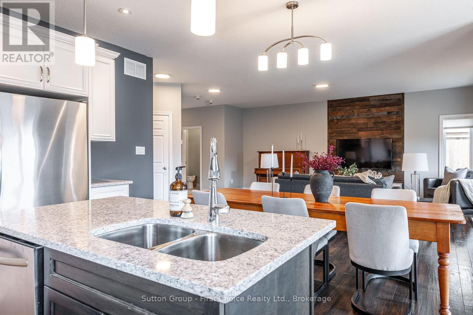95 Brown Street, Stratford, Ontario  N5A 0B8 - Photo 20 - X12262485