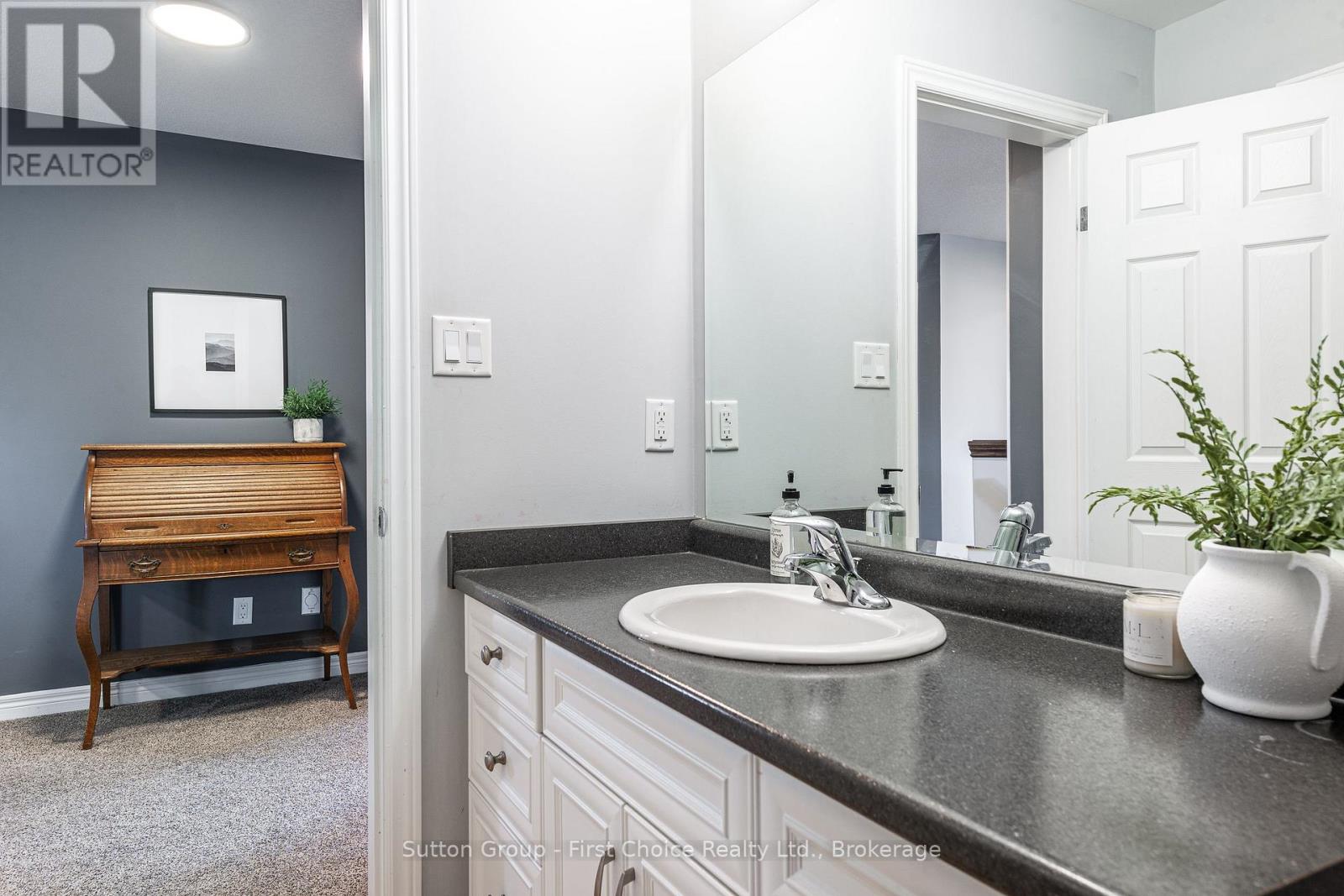 95 Brown Street, Stratford, Ontario  N5A 0B8 - Photo 28 - X12262485