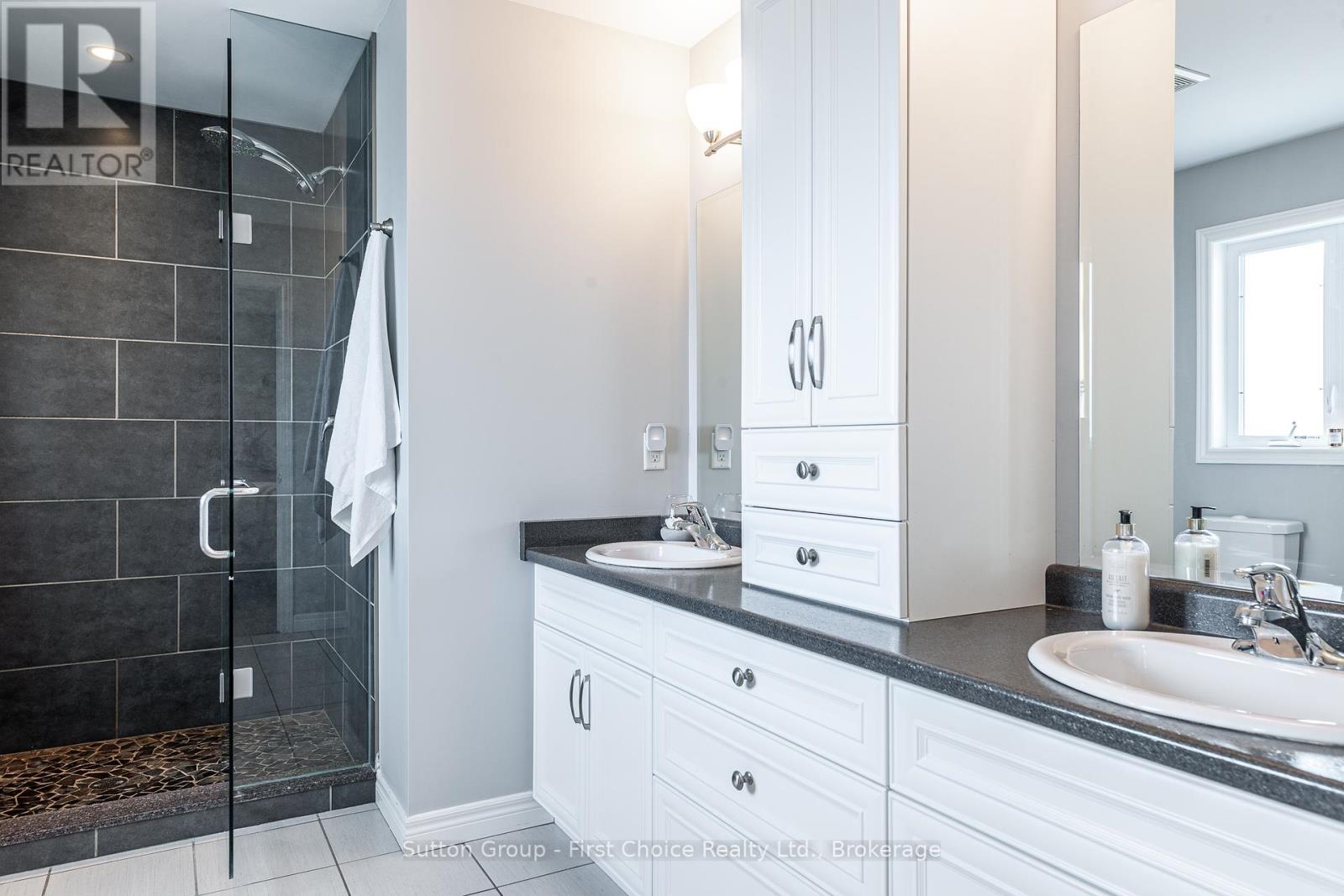 95 Brown Street, Stratford, Ontario  N5A 0B8 - Photo 33 - X12262485