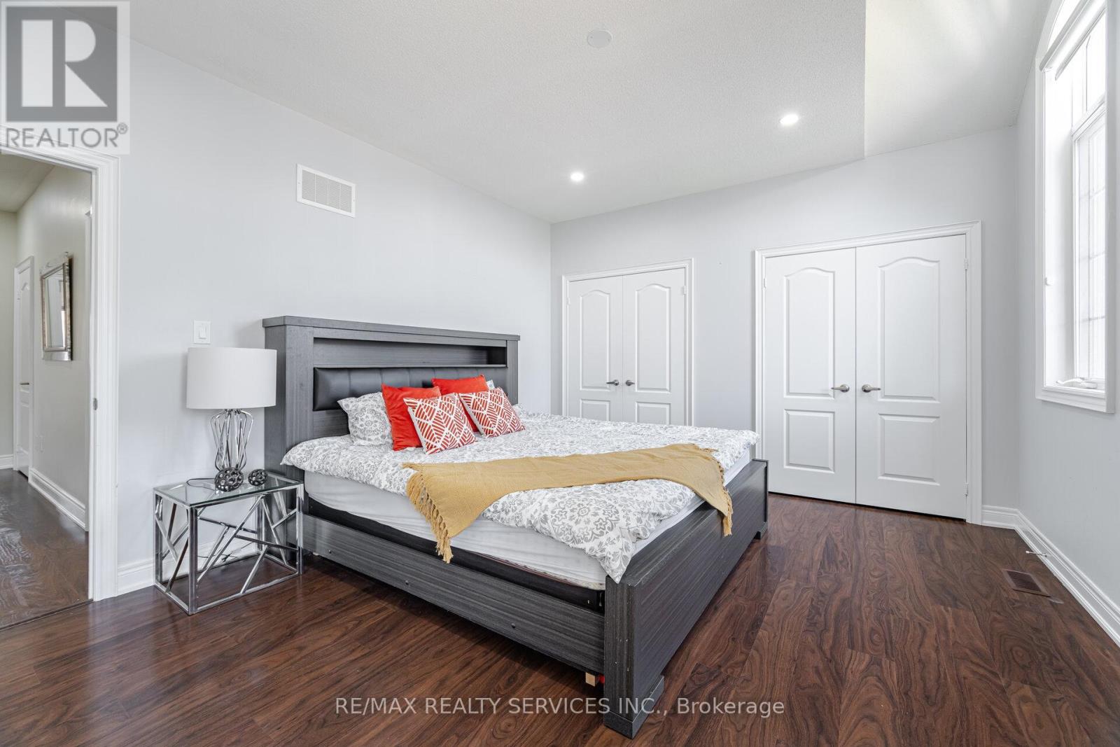 16 Venue Road, Brampton (Toronto Gore Rural Estate), Ontario  L6P 4E5 - Photo 39 - W12262258