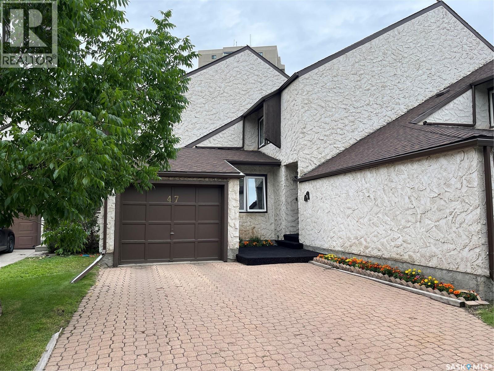 47 Laverendrye WAY, regina, Saskatchewan