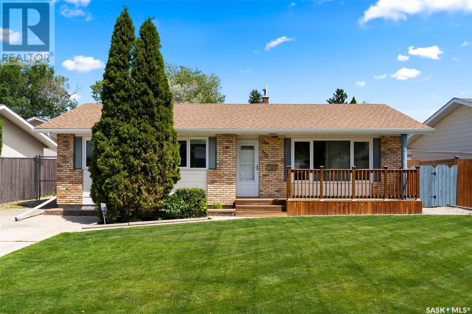 115 McSherry CRESCENT, regina, Saskatchewan