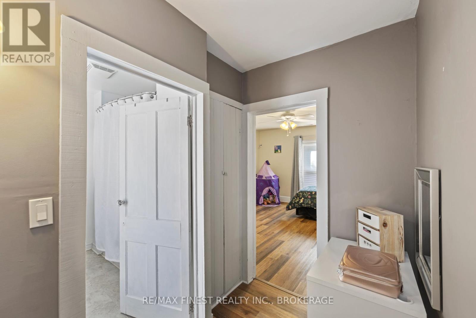 36 William Street, Rideau Lakes, Ontario  K0E 1G0 - Photo 25 - X12262551