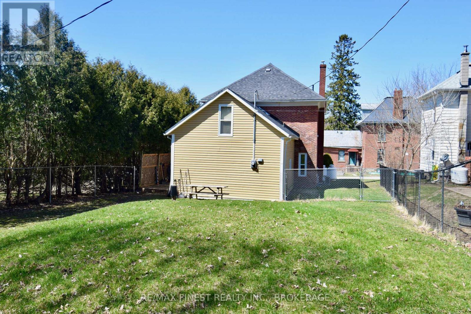 36 William Street, Rideau Lakes, Ontario  K0E 1G0 - Photo 40 - X12262551