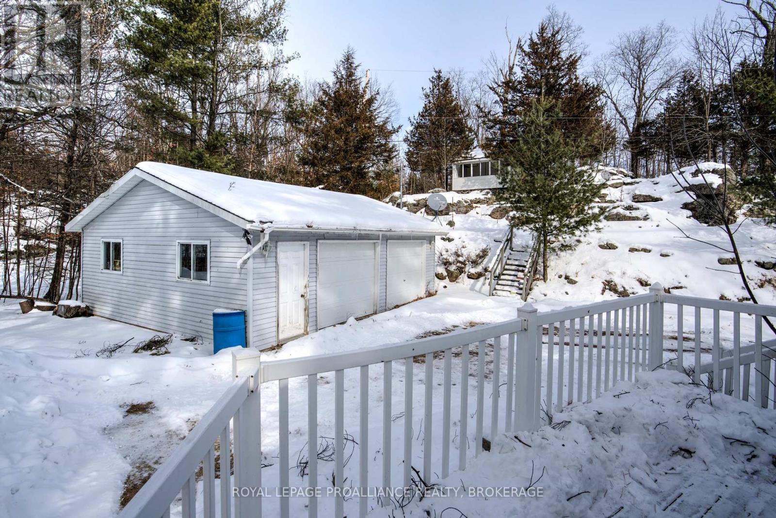 182a Brooks Point Road, Rideau Lakes, Ontario  K0G 1E0 - Photo 32 - X12262559