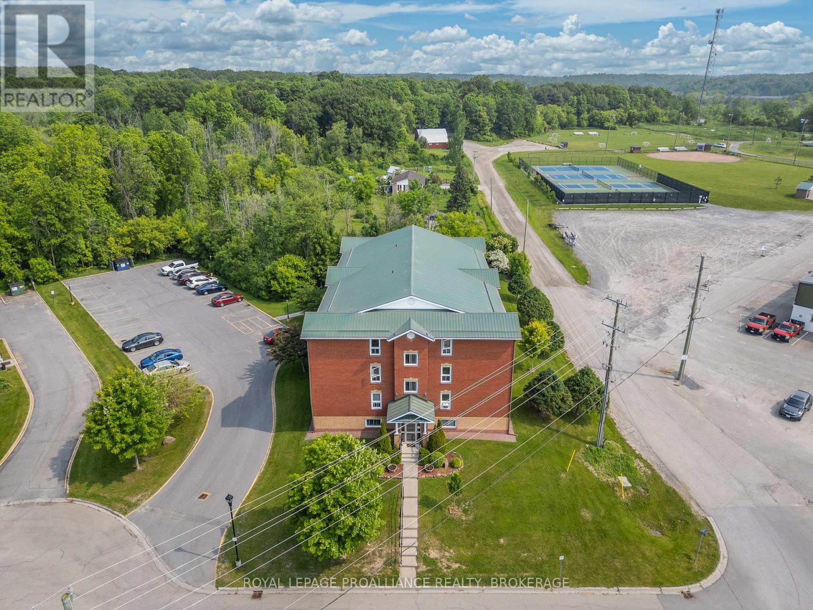 405 - 550 Talbot Place, Gananoque, Ontario  K7G 3C6 - Photo 27 - X12262634